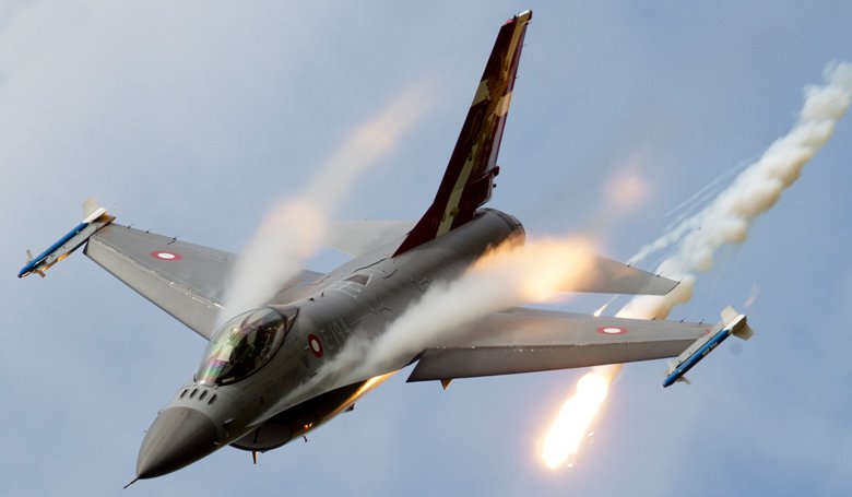  Coalition warplanes kill 15 ISIS leaders in aerial bombing west of Ramadi