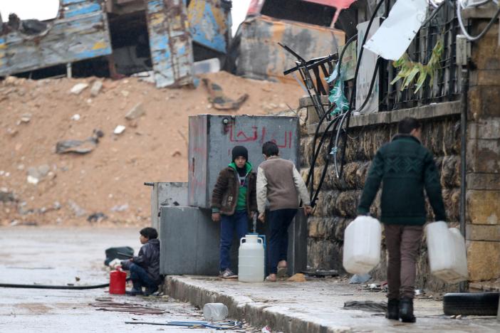  UPDATED: First convoy of patients starts to leave east Aleppo: Syrian Observatory