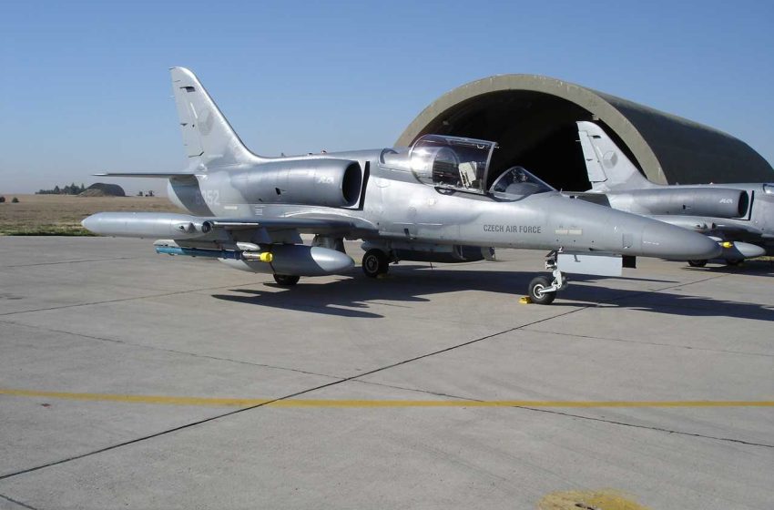  Iraq receives 2nd batch of Czech L159 aircraft