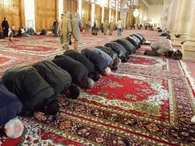  ISIS lessens Muslim prayers from five to three time per day in Nineveh