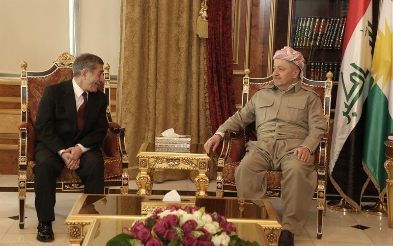  Barzani: Reconstruction of Sinjar remains priority