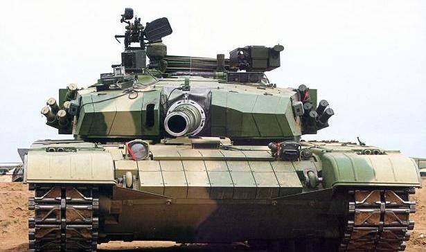  Russia deploys tanks to Syrian airbase near Latakia