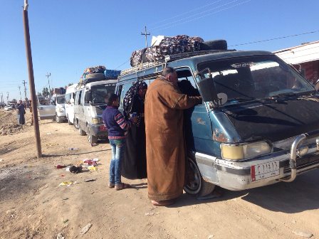  PHOTOS:  Besieged families managed to escape from ISIS in Anbar