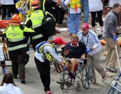 BREAKIN NEWS... Twin explosions hit Boston Marathon in US