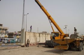 Concrete barriers lifted from Palestine Street area