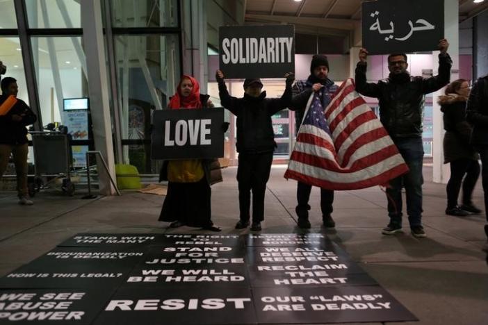  Global backlash grows against Trump’s immigration order