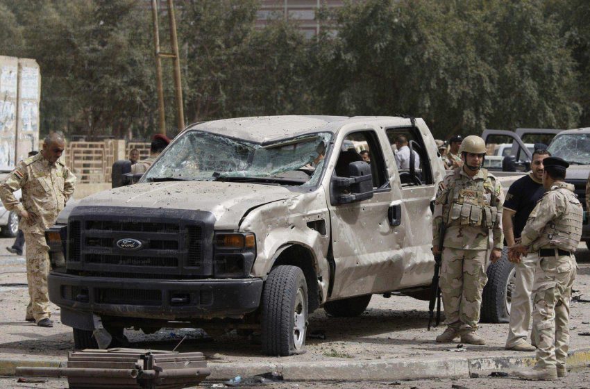  Bomb blast wounds 3 elements of army patrol south of Baghdad