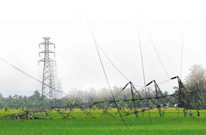  ISIS blows up power transmission towers in eastern Tikrit