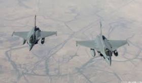 French fighter jets strike Islamic State supply depot in northeastern Iraq