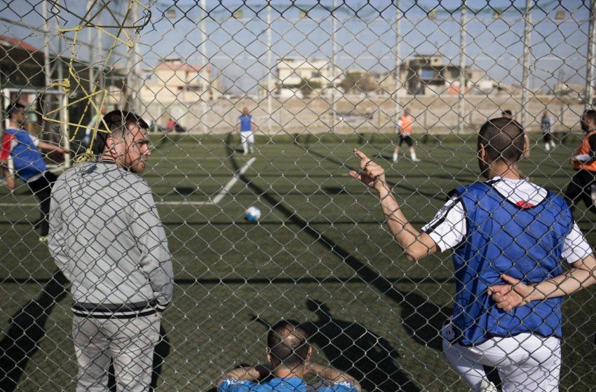  25 soccer players injured as pitch roof collapses in Iraq