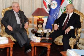  Jaafary, Masoum discuss implementing reforms document