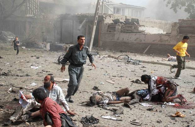  Khalis bombing north of Baquba kills 12 & injures 25