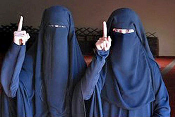 Pregnant Austrian teens in ISIS: We’ve made a huge mistake