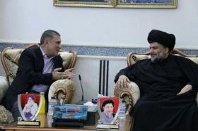 Sadr hosts SLC MP at his house in Najaf