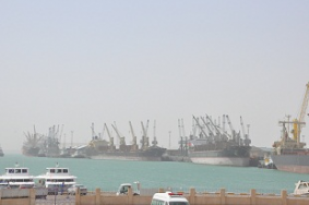  Umm Qasr port receives commercial ships from Malta, UK