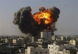 Urgent....Israeli air raid injures 8 Palestinians in Gaza Strip