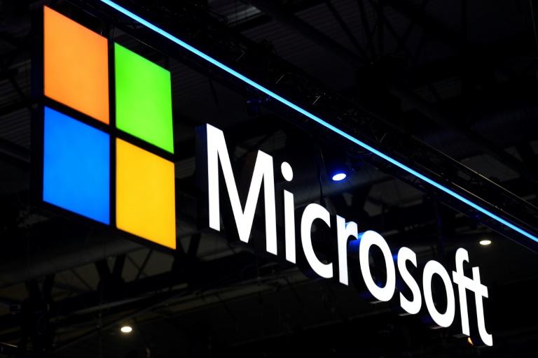  Cloud computing helps power strong Microsoft quarter