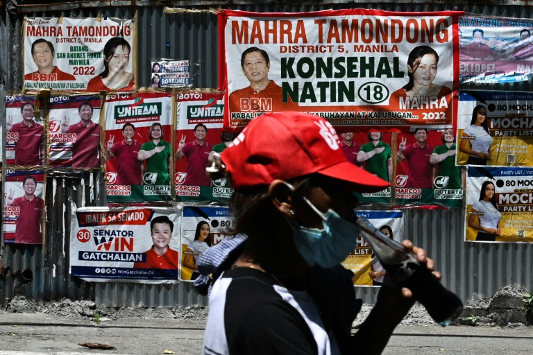  Marcos Jr eyes victory as Philippines votes for new president