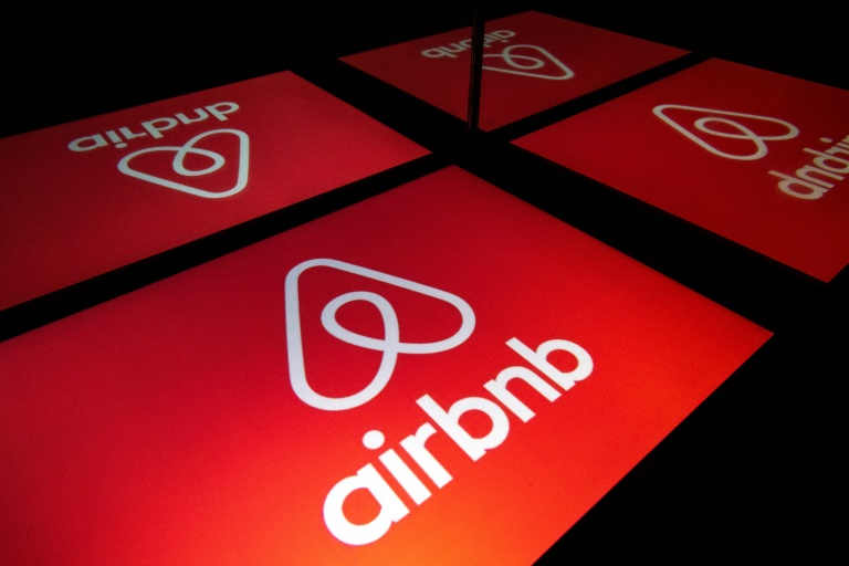  Airbnb stops booking stays in China: source