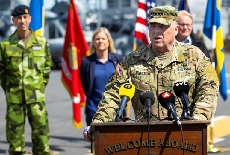  Top US general, in Stockholm, signals support for Sweden and Finland’s NATO bids