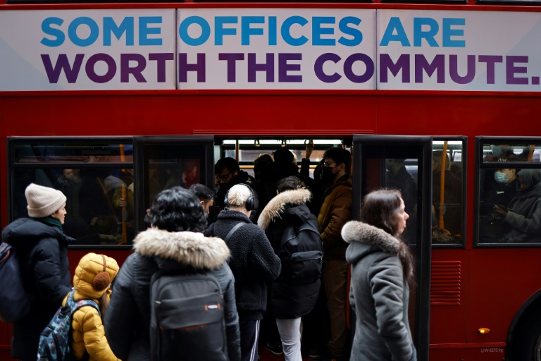  Britain set for biggest rail strike in decades