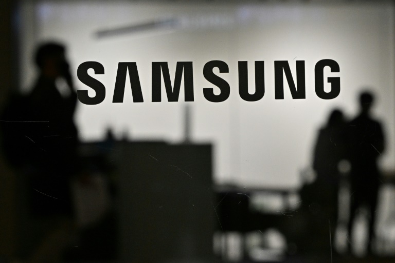  Samsung Electronics forecasts 11.4% rise in 2Q profits