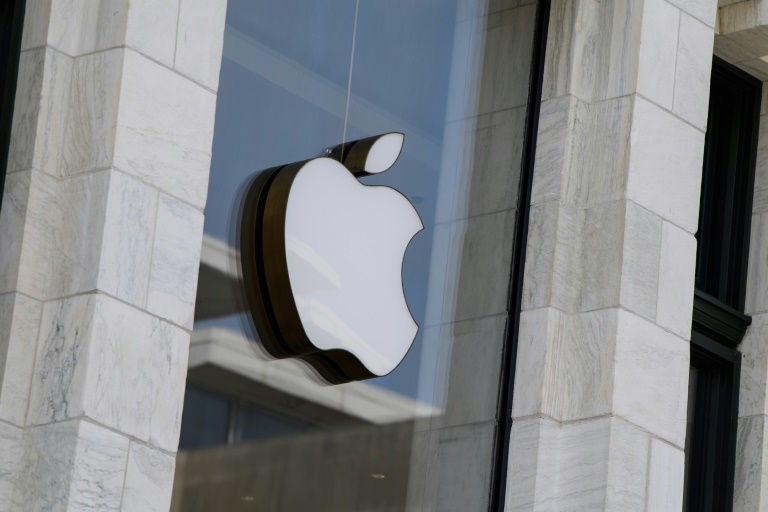  Apple’s self-driving car effort stuck in low gear: report