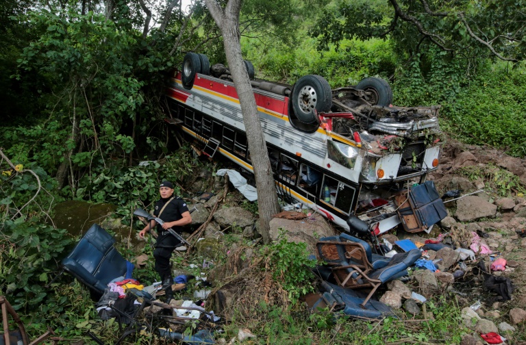  Nicaragua bus accident leaves 16 dead, mostly Venezuelans