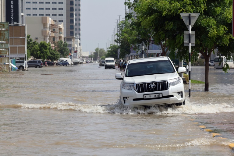  Unseasonable rains leave seven dead in UAE