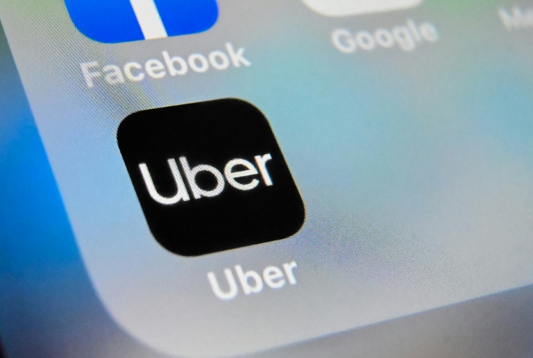  Uber courts drivers by letting them pick rides