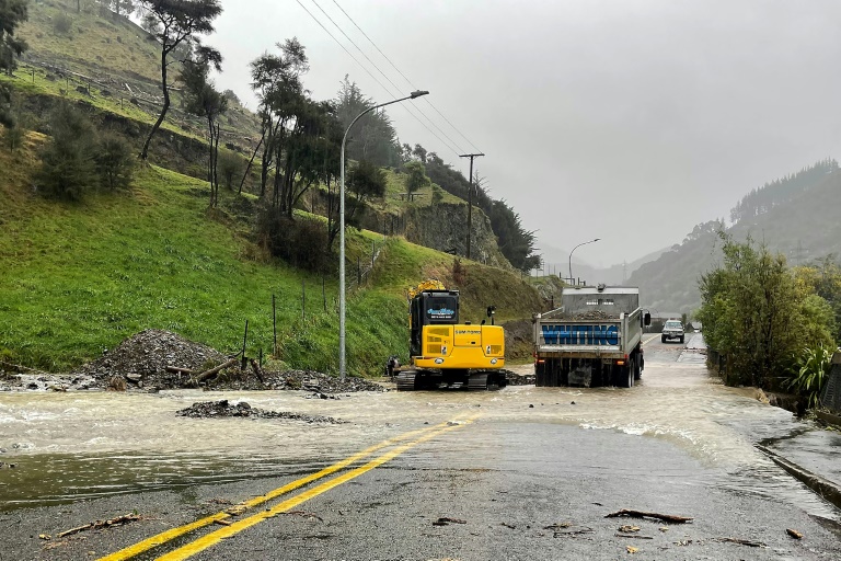  Hundreds evacuated as ‘frightening’ floods hit N.Zealand