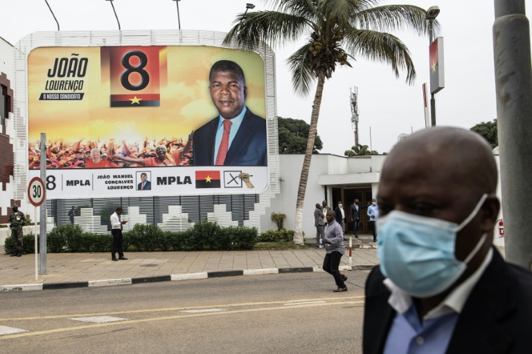  Angola’s opposition rejects initial poll results