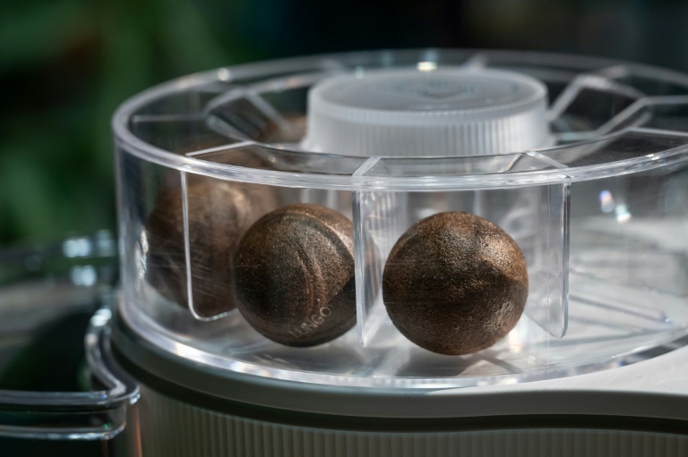  100% compostable coffee balls bid to take on Nespresso