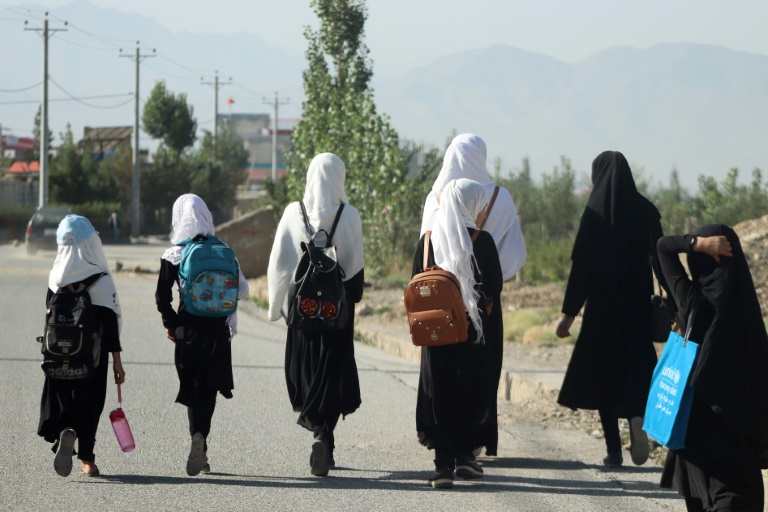  Afghan girls protest school closure in eastern city