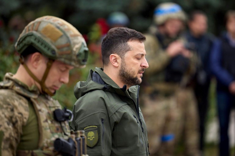  Zelensky vows ‘victory’ on frontline visit to liberated Kharkiv region