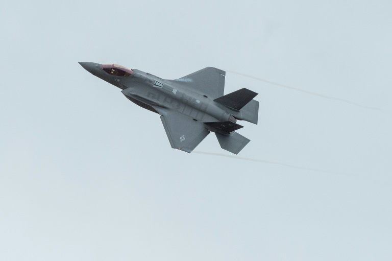  Path clear for Swiss purchase of US F-35 fighters