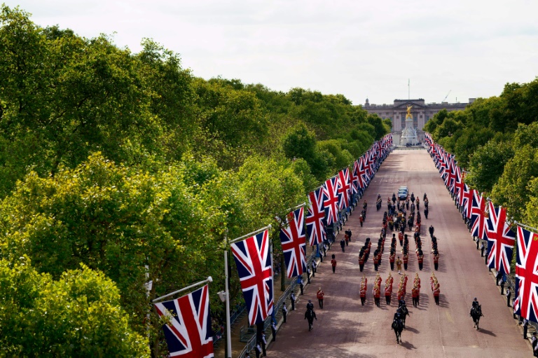  Five things to know about the queen’s coffin procession