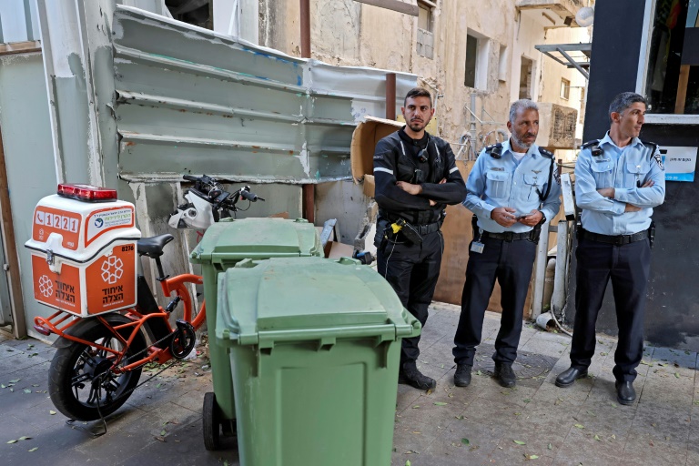  Palestinian murder suspect found hanged in central Tel Aviv