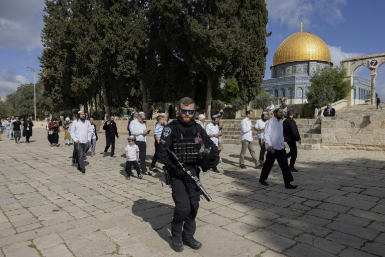  Hamas warns over Jewish visits to flashpoint Jerusalem mosque