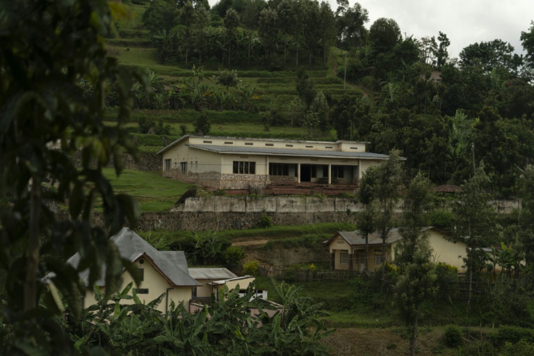  Top Rwanda genocide suspect Kabuga goes on trial