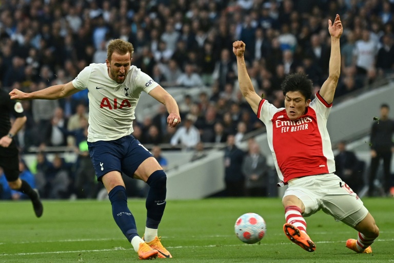  Arsenal, Spurs seek to prove title credentials in north London derby