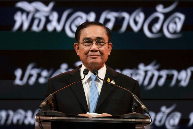  Thai court to decide suspended prime minister’s fate