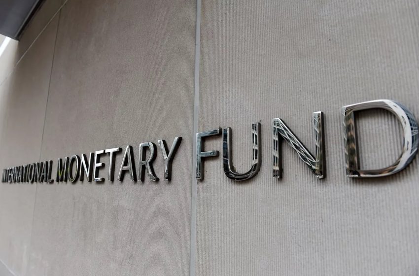  Iraq clears all debts to IMF