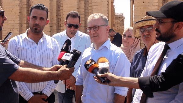  Italian Ambassador visits the ancient city of Ur