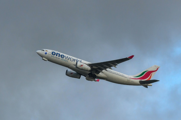  Deal reached for civil aviation to try for net-zero emissions by 2050