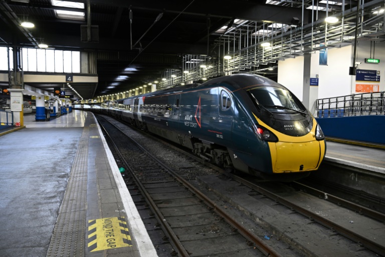  UK train commuters hit by further strikes over pay