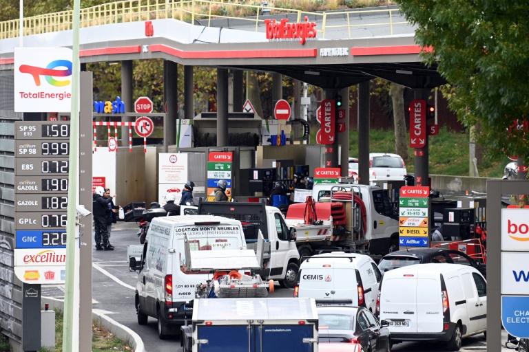  France orders more strikers back to work as fuel shortages bite