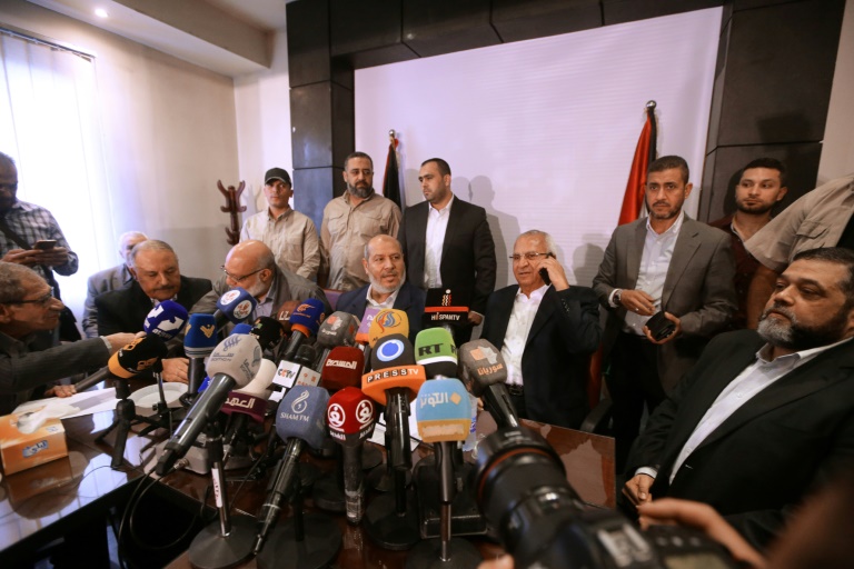  Hamas resumes Syria ties in Damascus visit