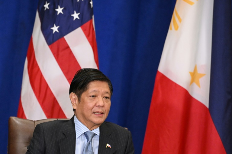  Philippines to get US military helicopters after scrapping Russia deal