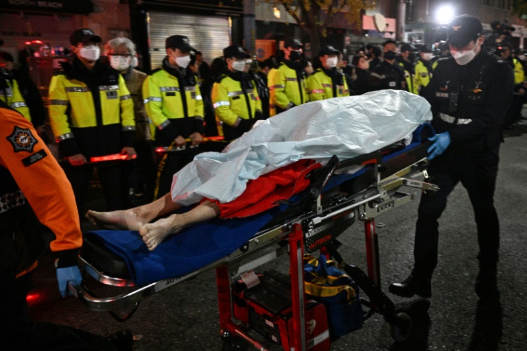  Scenes of horror in Seoul after Halloween stampede